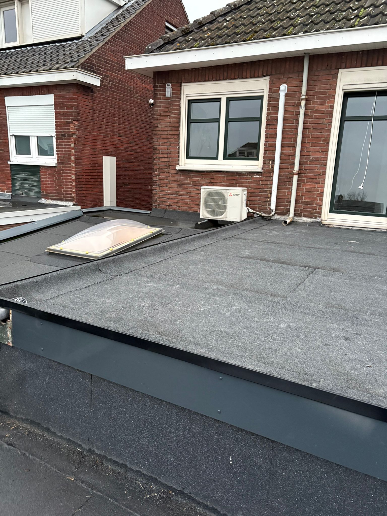 3f6857b8-fc16-48b9-8a01-18b179a357d0